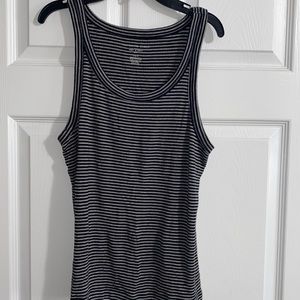 🦅 Woman’s American Eagle soft and sexy rib top size large